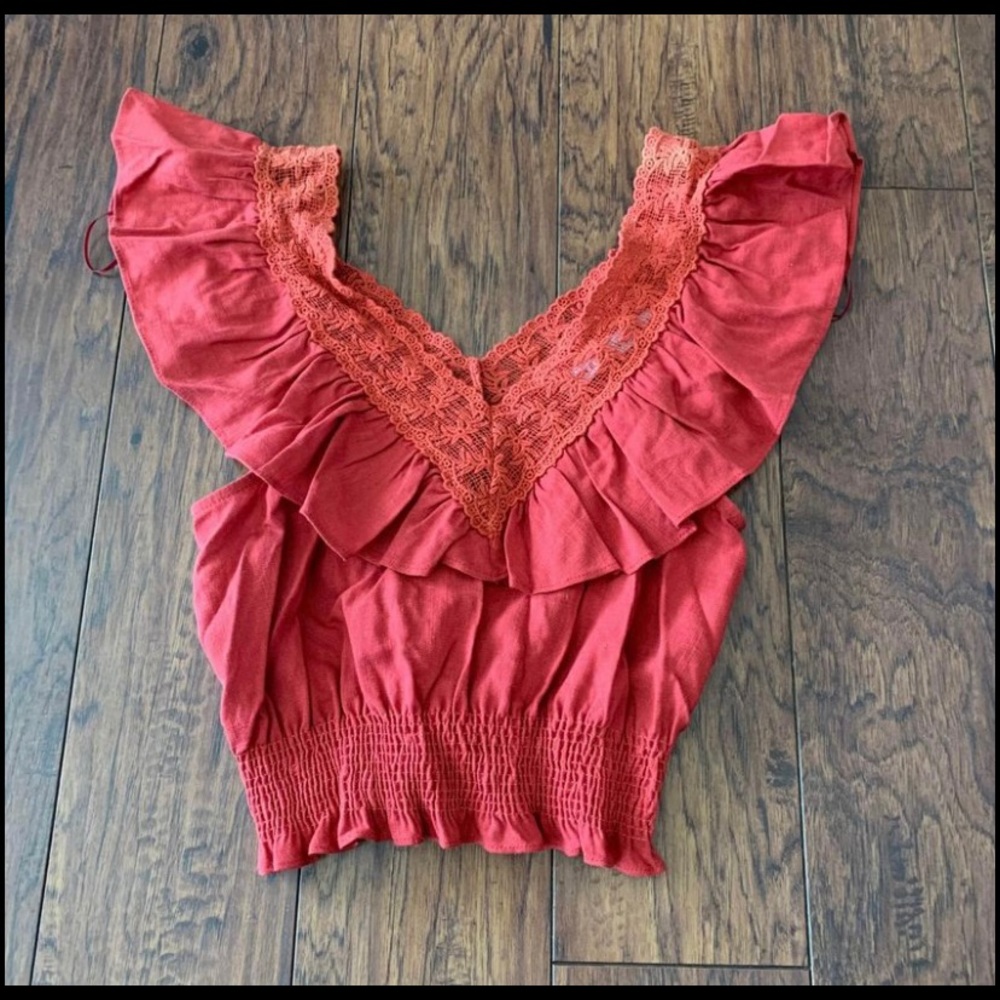 Crop top